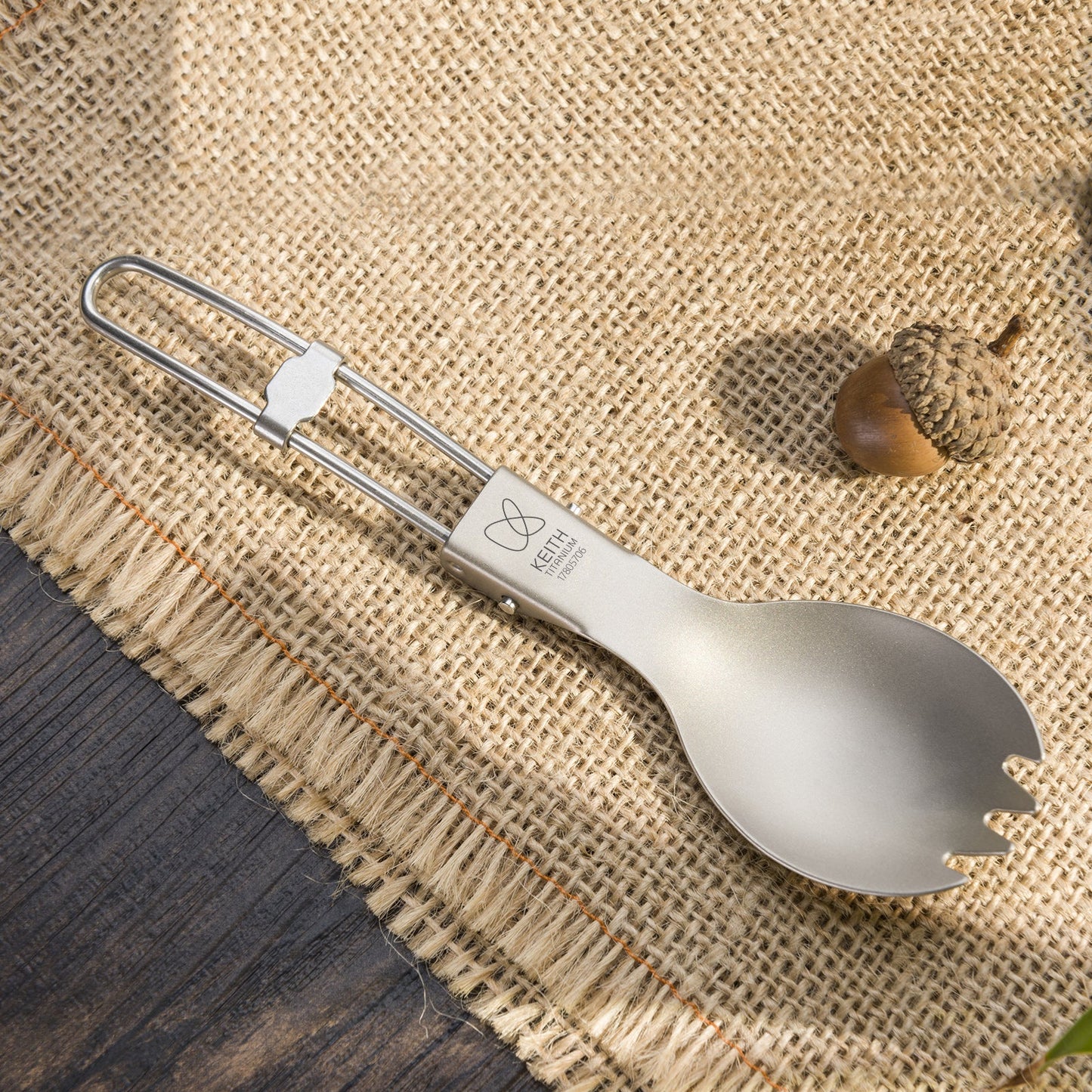 Couverts Pliables en Titane
